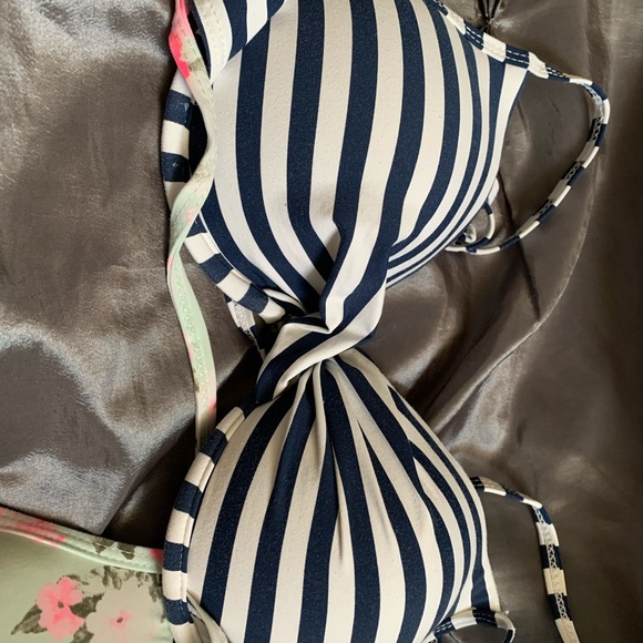 ☀️ Bikinis! - Picture 4 of 5